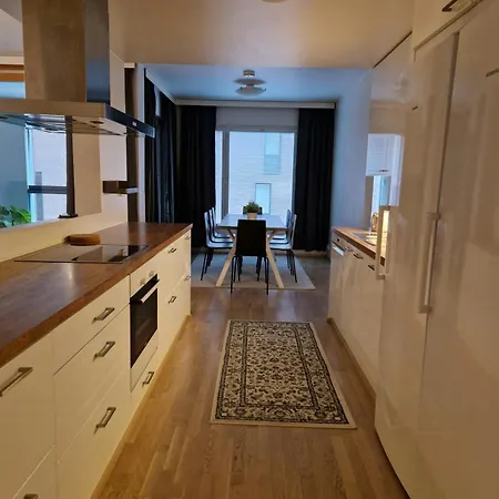 Spacious For 8 With Sauna In Jatkasaari